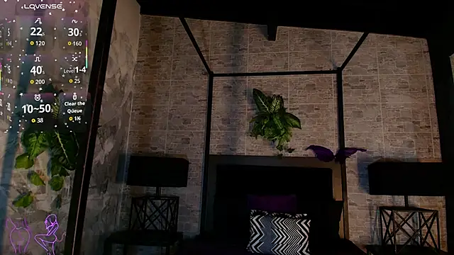 Snapshot of Natasha_Dior chatting on 11.06.25 Natasha Dior online show from 11.06.25