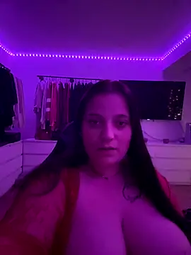 Aksinja05 online show from 11.09.25