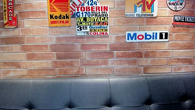 foxy sharlotte online show from 12.17.25