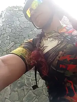 LAPOTRA 04 online show from 12.18.25