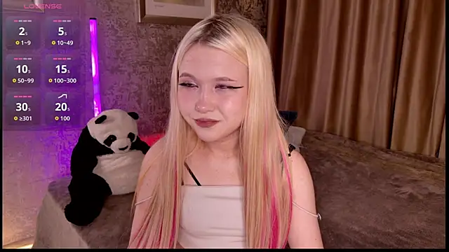 VivieSunn online show from 04.30.26