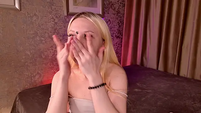 VivieSunn online show from 06.05.26