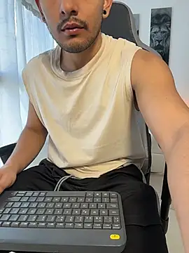 IamKael  online show from 02.26.26