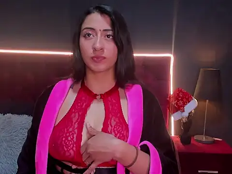 ZaraBaicker online show from 12.22.25