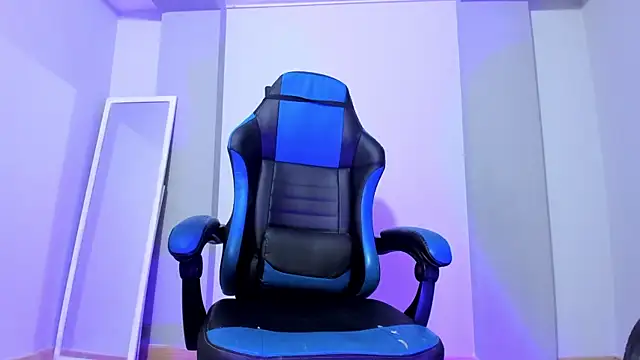 whisper nova online show from 10.30.25