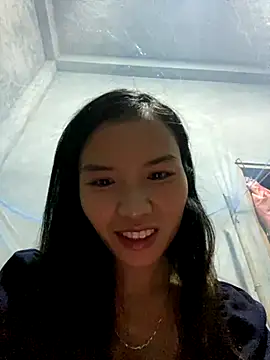 Snapshot of Yunzang chatting on 11.07.25 Yunzang online show from 11.07.25