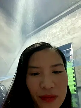 Snapshot of Yunzang chatting on 11.10.25 Yunzang online show from 11.10.25