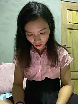 Snapshot of Yunzang chatting on 11.12.25 Yunzang online show from 11.12.25