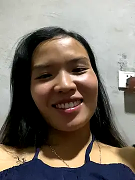 Snapshot of Yunzang chatting on 11.15.25 Yunzang online show from 11.15.25