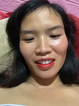 Snapshot of Yunzang chatting on 12.04.25 Yunzang online show from 12.04.25