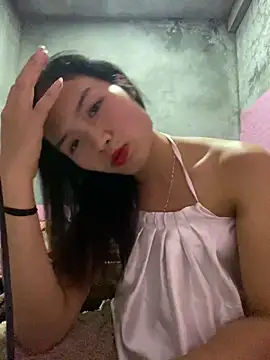 Snapshot of Yunzang chatting on 12.14.25 Yunzang online show from 12.14.25