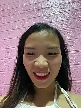 Snapshot of Yunzang chatting on 12.14.25 Yunzang online show from 12.14.25