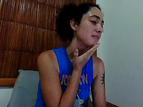 eleganceafterdark online show from 11.04.25