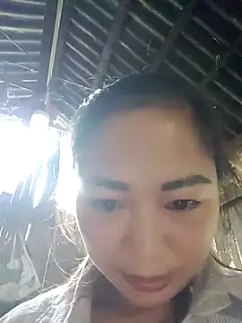 yeu-yeu online show from 10.28.25