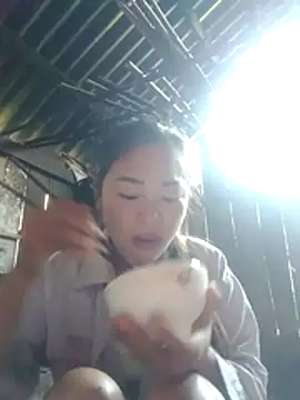 yeu-yeu online show from 10.29.25