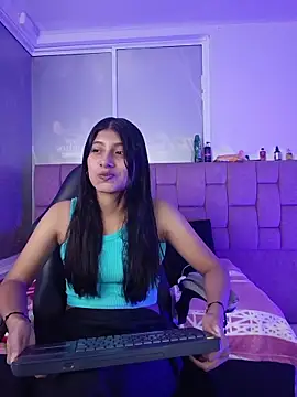 Snapshot of YeseniaRodriguez3 chatting on 05.30.26 YeseniaRodriguez3 online show from 05.30.26