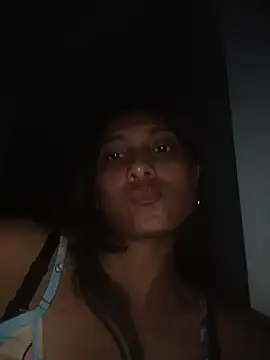 Snapshot of YeseniaRodriguez3 chatting on 05.31.26 YeseniaRodriguez3 online show from 05.31.26