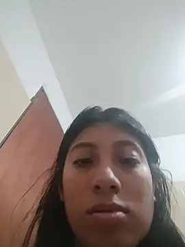 Snapshot of YeseniaRodriguez3 chatting on 06.02.26 YeseniaRodriguez3 online show from 06.02.26
