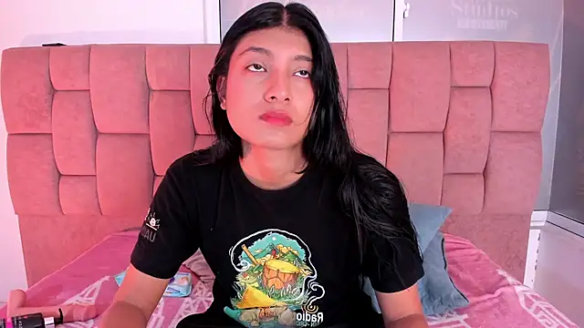 Snapshot of YeseniaRodriguez3 chatting on 07.12.26 YeseniaRodriguez3 online show from 07.12.26