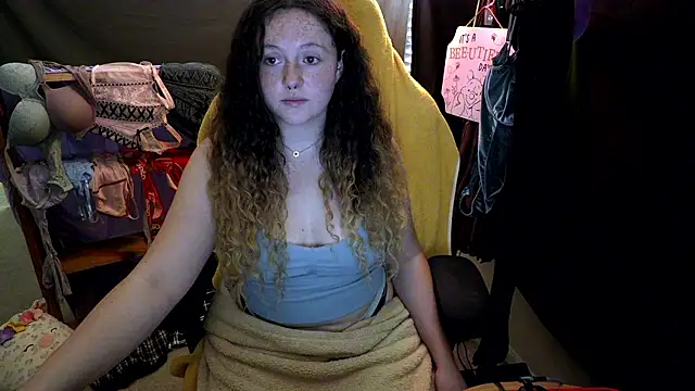 Snapshot of sugasunny04 chatting on 01.15.26 sugasunny04 online show from 01.15.26