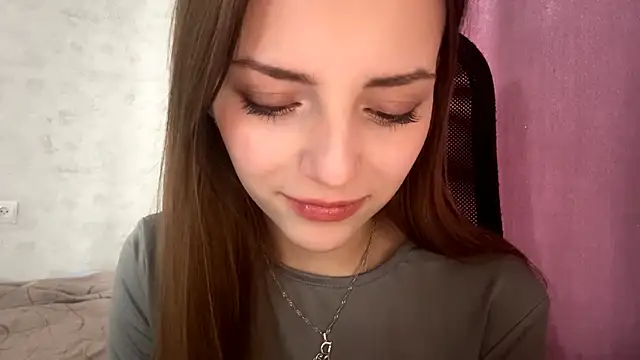 AliceStacy online show from 11.05.25