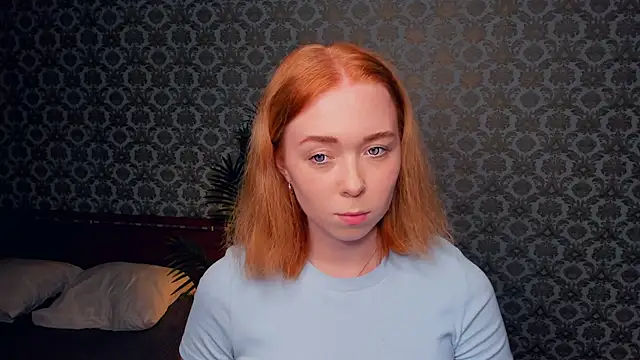 Snapshot of AddieOsler chatting on 11.05.25 AddieOsler online show from 11.05.25