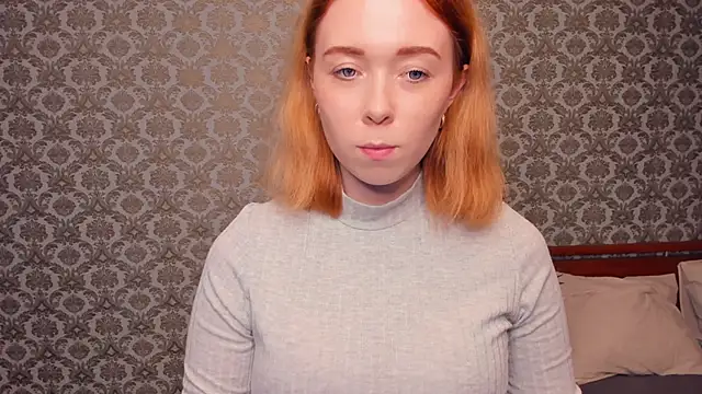 Snapshot of AddieOsler chatting on 11.08.25 AddieOsler online show from 11.08.25