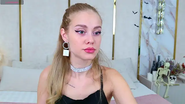 Snapshot of Rose_Masson chatting on 11.01.25 Rose Masson online show from 11.01.25