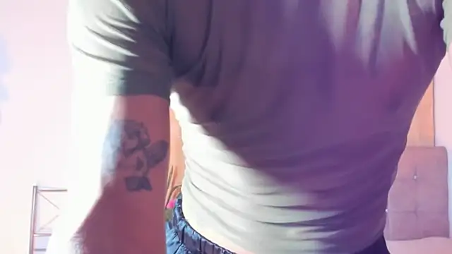 nahomi28  online show from 11.03.25