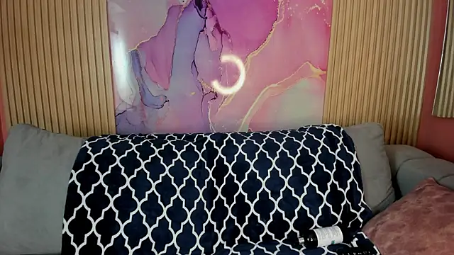 Snapshot of NhoanBrunette chatting on 11.11.25 NhoanBrunette online show from 11.11.25