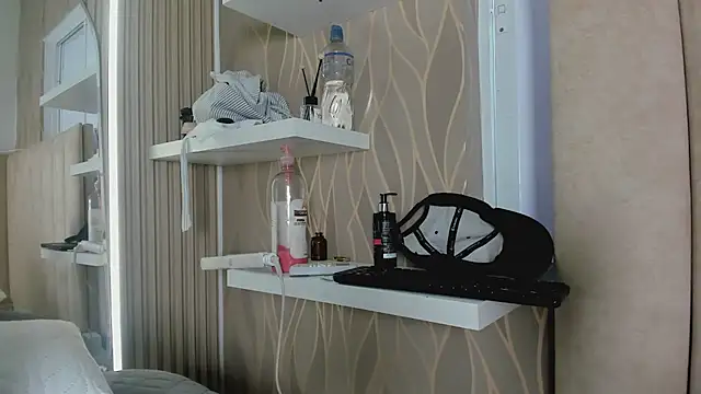 NhoanBrunette online show from 07.05.26