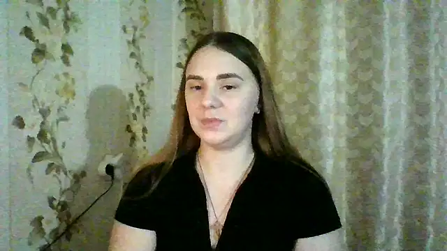 Snapshot of Hanna_777 chatting on 10.27.25 Hanna 777 online show from 10.27.25