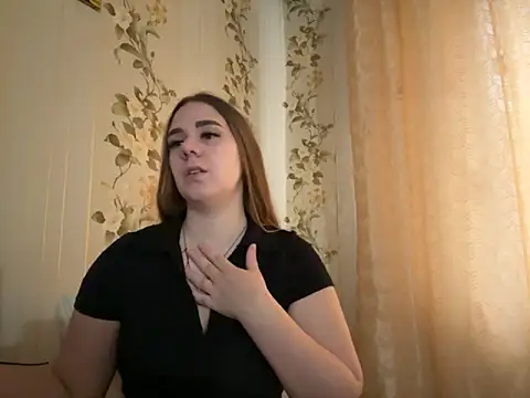 Snapshot of Hanna_777 chatting on 11.08.25 Hanna 777 online show from 11.08.25