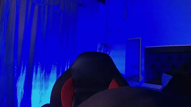 Ghost  Girl  online show from 11.05.25