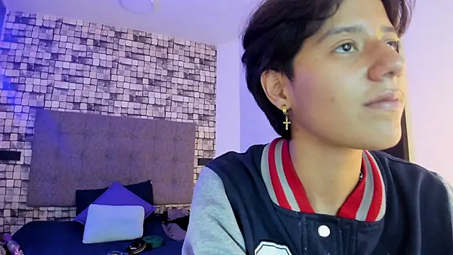 Ghost  Girl  online show from 11.13.25