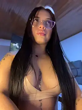 Im Saraaaa online show from 07.11.26