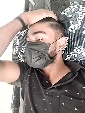 Snapshot of WettedGlimpse chatting on 11.01.25 WettedGlimpse online show from 11.01.25