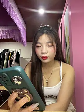 Zlienr023 online show from 10.27.25