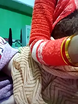 Snapshot of HayatKapoor chatting on 12.04.25 HayatKapoor online show from 12.04.25