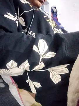 Snapshot of Hot-Rubyy chatting on 12.05.25 Hot-Rubyy online show from 12.05.25