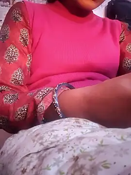 Snapshot of Hot-Rubyy chatting on 01.18.26 Hot-Rubyy online show from 01.18.26