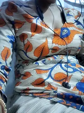 Snapshot of Hot-Rubyy chatting on 03.28.26 Hot-Rubyy online show from 03.28.26