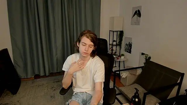 AvenGlow online show from 02.05.26