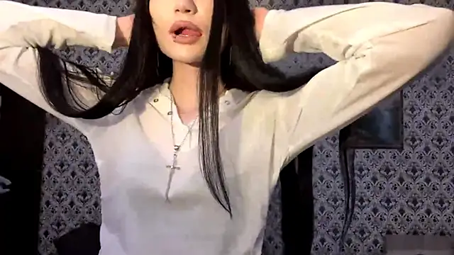 SofiaDreams09 online show from 11.17.25