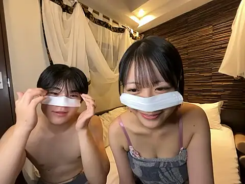 OnlyHentai JP online show from 12.17.25