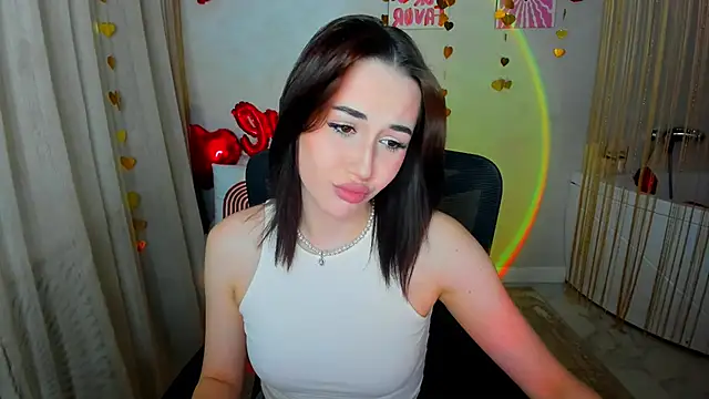 MakeYoueHappy online show from 02.08.26