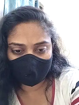 Snapshot of girl999 chatting on 11.16.25 girl999 online show from 11.16.25