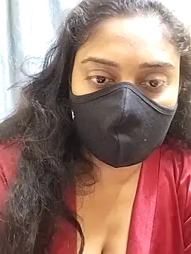 Snapshot of girl999 chatting on 11.22.25 girl999 online show from 11.22.25