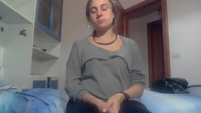 SinnEmily online show from 11.17.25