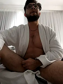 Snapshot of Mstfaavan64 chatting on 10.28.25 Mstfaavan64 online show from 10.28.25